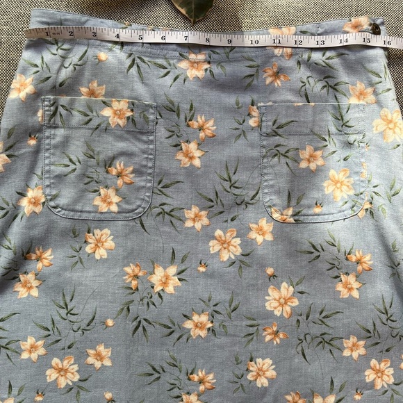 🌼 Vintage Liz Claiborne Linen Maxi Floral Skirt , in Size: 12 ✨ - Picture 8 of 17
